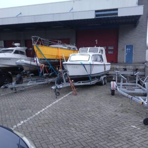 Onedin motorboot opruimen ophalen slopen afvoeren