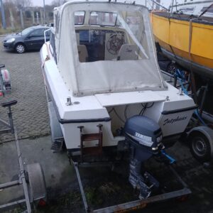 Onedin motorboot opruimen ophalen slopen afvoeren